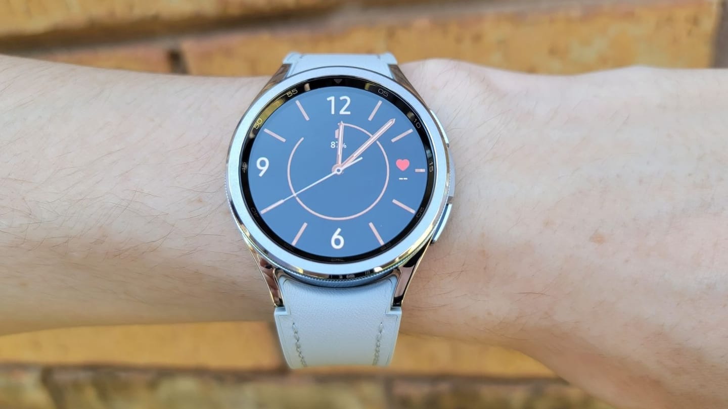 Samsung Galaxy Watch 6: The Smartwatch That ACTUALLY Upgrades Your Wrist Game