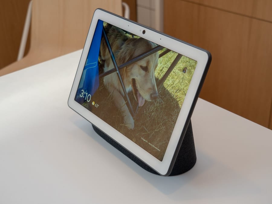 Google Nest Hub Max: The Smart Display Beast You Didn't Know You Needed